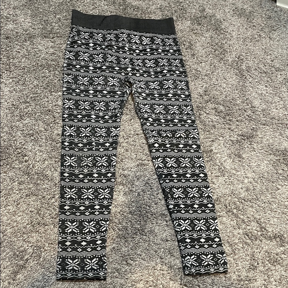 Motherhood maternity OS Black and White Holiday Leggings